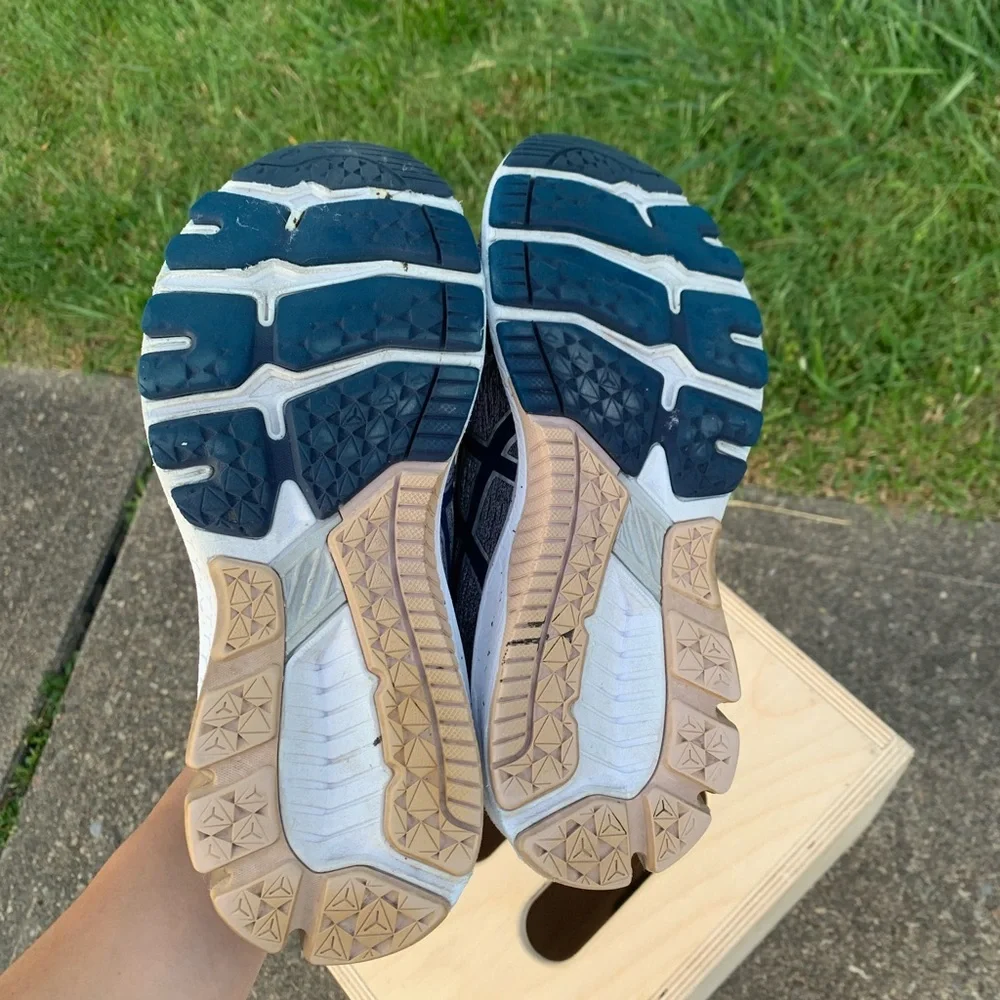 LIKE NEW ASICS Purple and Blue Running Shoes - Picture 5 of 6